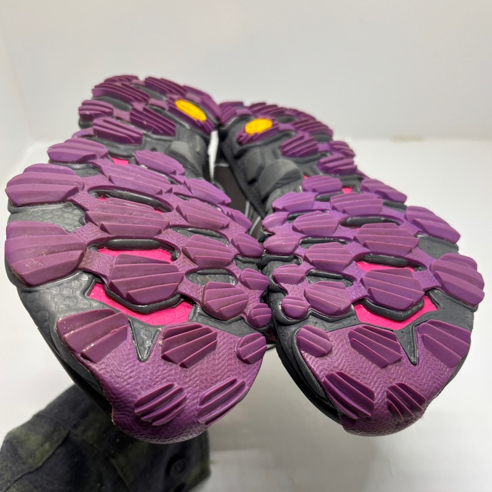New Balance WT1010v2 Trail Running Shoes Women’s 7.5 Gray Pink Vibram - Picture 9 of 14